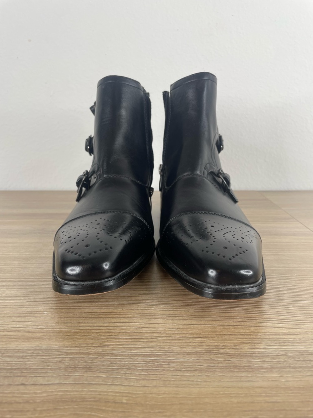 Robert David Men's 9.5 Black Triple Monk Strap Boots Side Zip Cap Toe Brogue